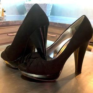 Kenneth Cole open toe heels